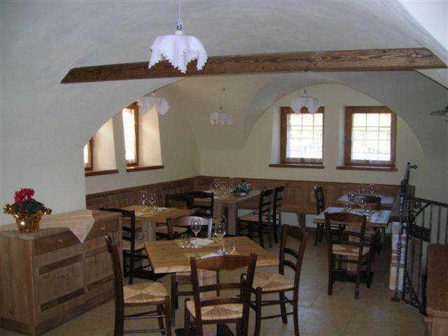 Locanda Borgo Chiese Castel Condino Kültér fotó