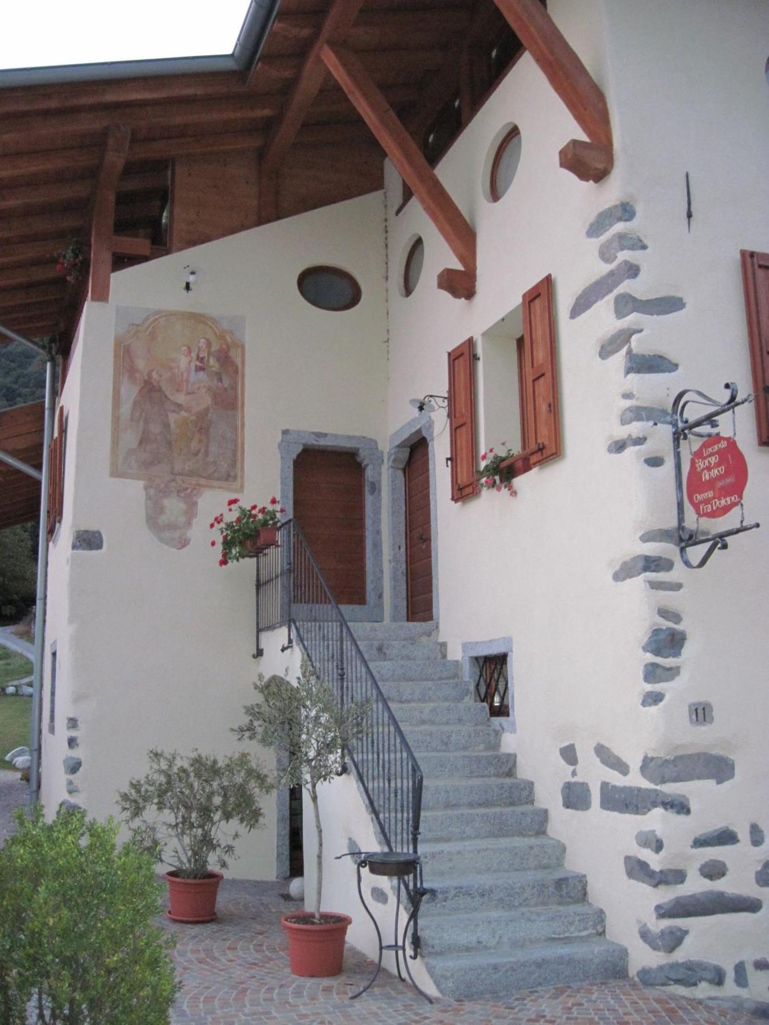 Locanda Borgo Chiese Castel Condino Kültér fotó